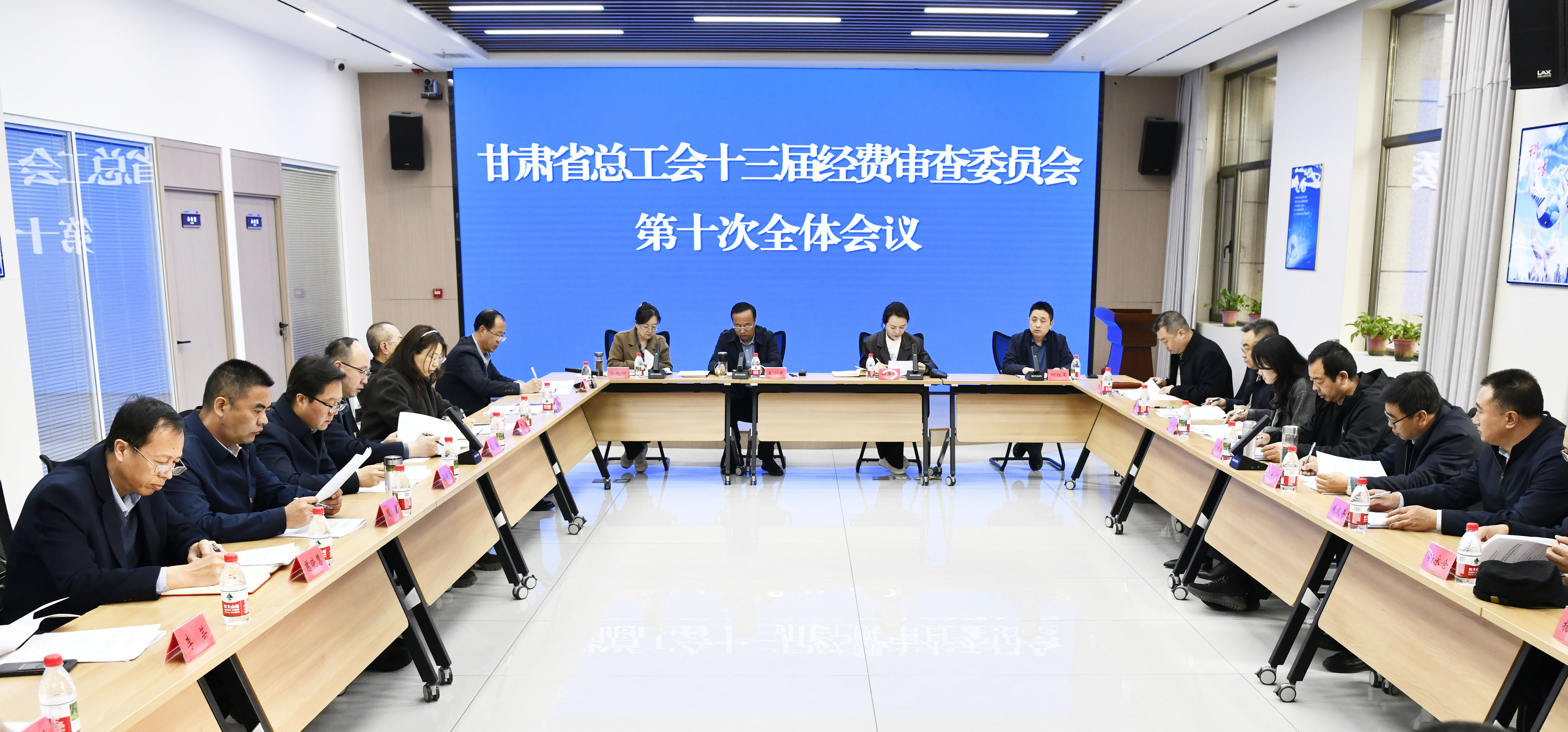 upfile a831f2b328c1e6cc530e9bb8432b0231.jpg